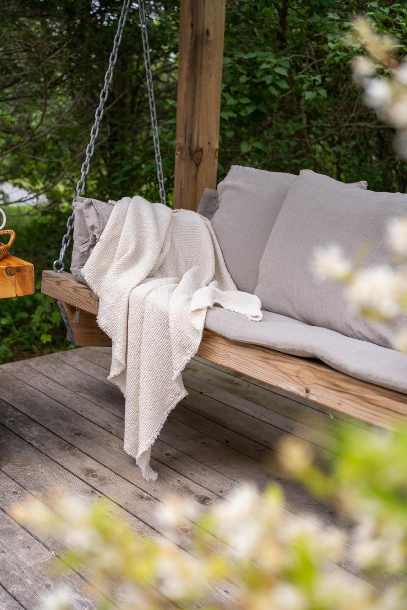 Owl'S Nest Suites Carrying Place ภายนอก รูปภาพ